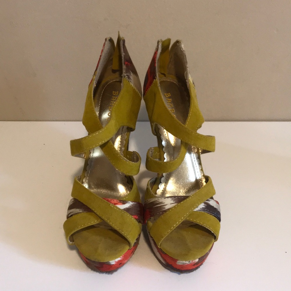 Multi color wedges